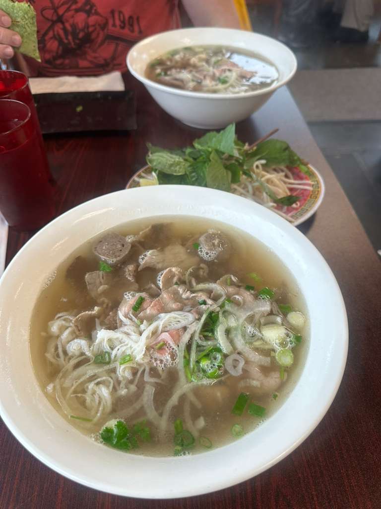 Phở Quỳnh Pho Bowl